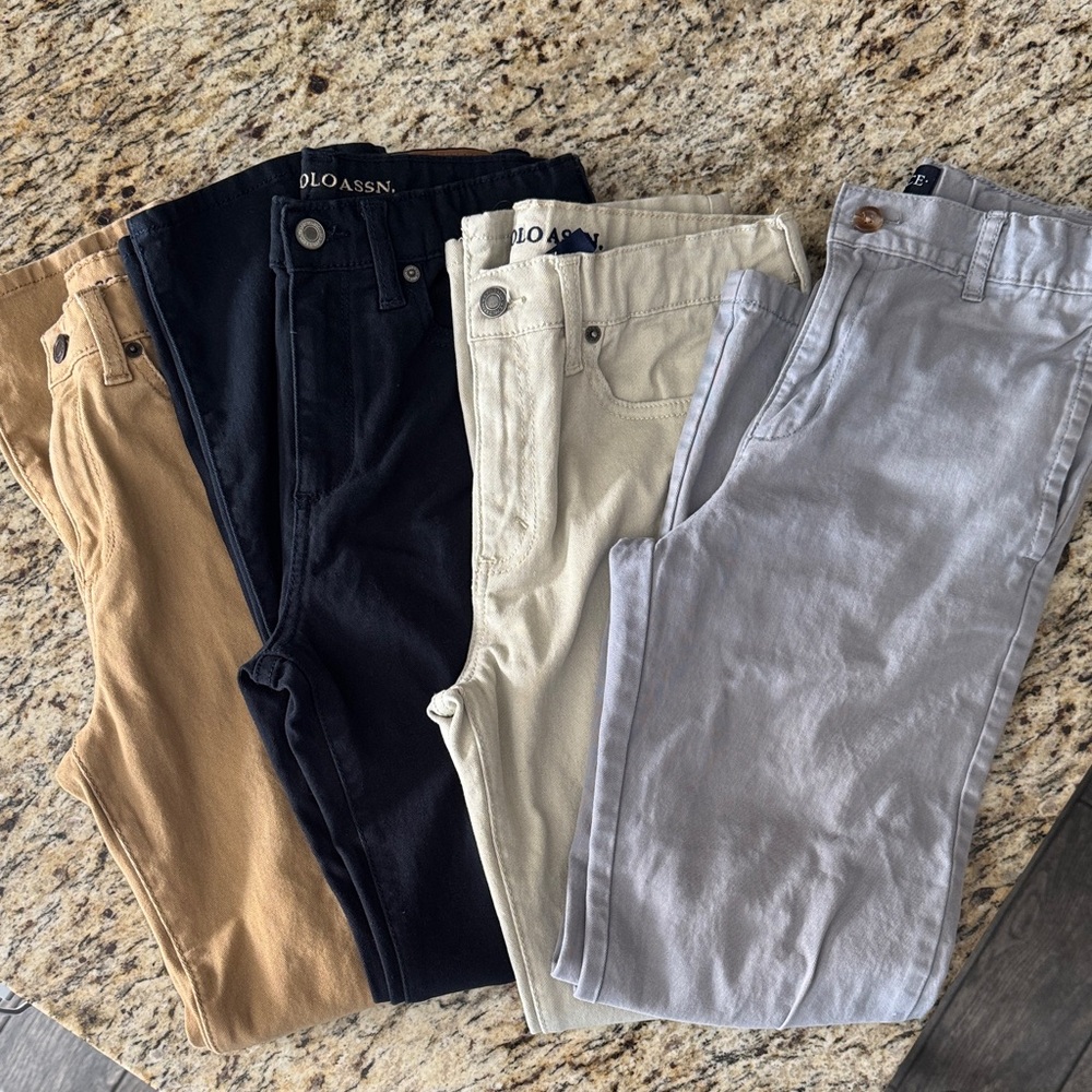 U.S. Polo Assn. boys (4 pairs) Trousers in Black, Beige, grey and tan